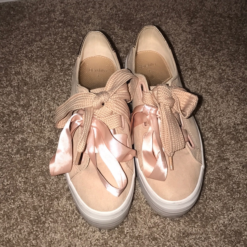 Baby Pink Bershka Flatform Sneakers